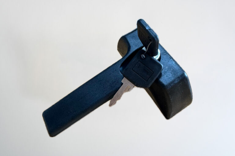 Cerradura exterior M1 — repuesto para cabinas Cabimetal
